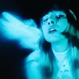 Iiris Vesiku teine tulemine Londonis: Night Tapes