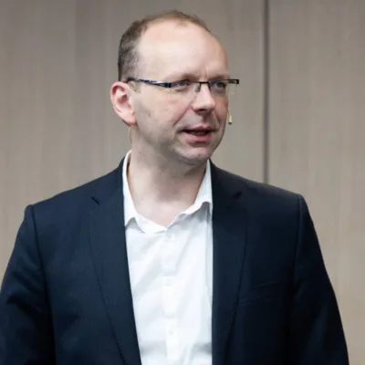 10.04.26 Kriisiplaan. Analüütikud: kütusekriis võib tuua ka positiivseid mõjusid